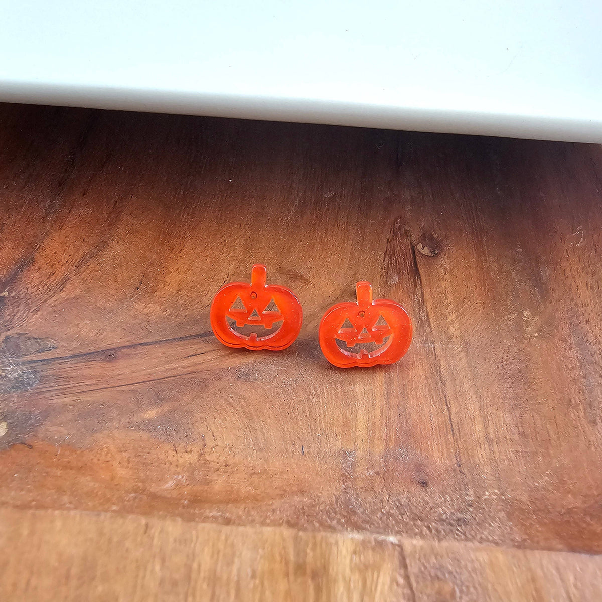 Jack O' Lantern Pumpkin Studs - Orange Glitter // Halloween