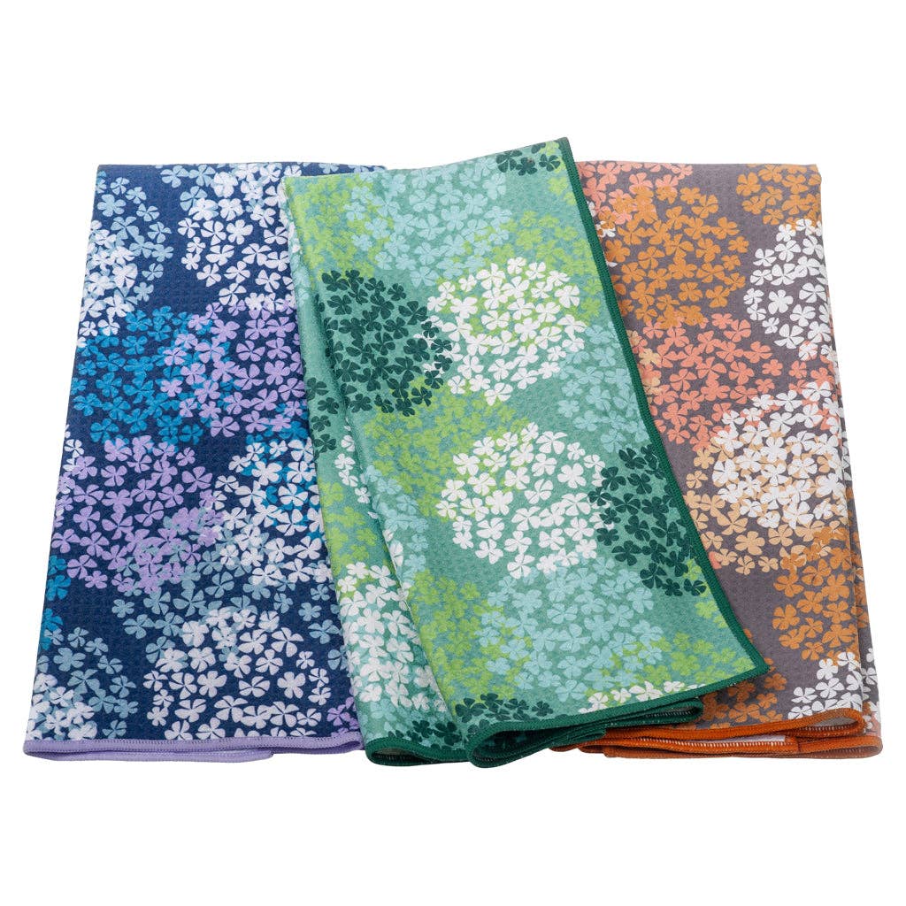 Anywhere Towel - Hydrangea