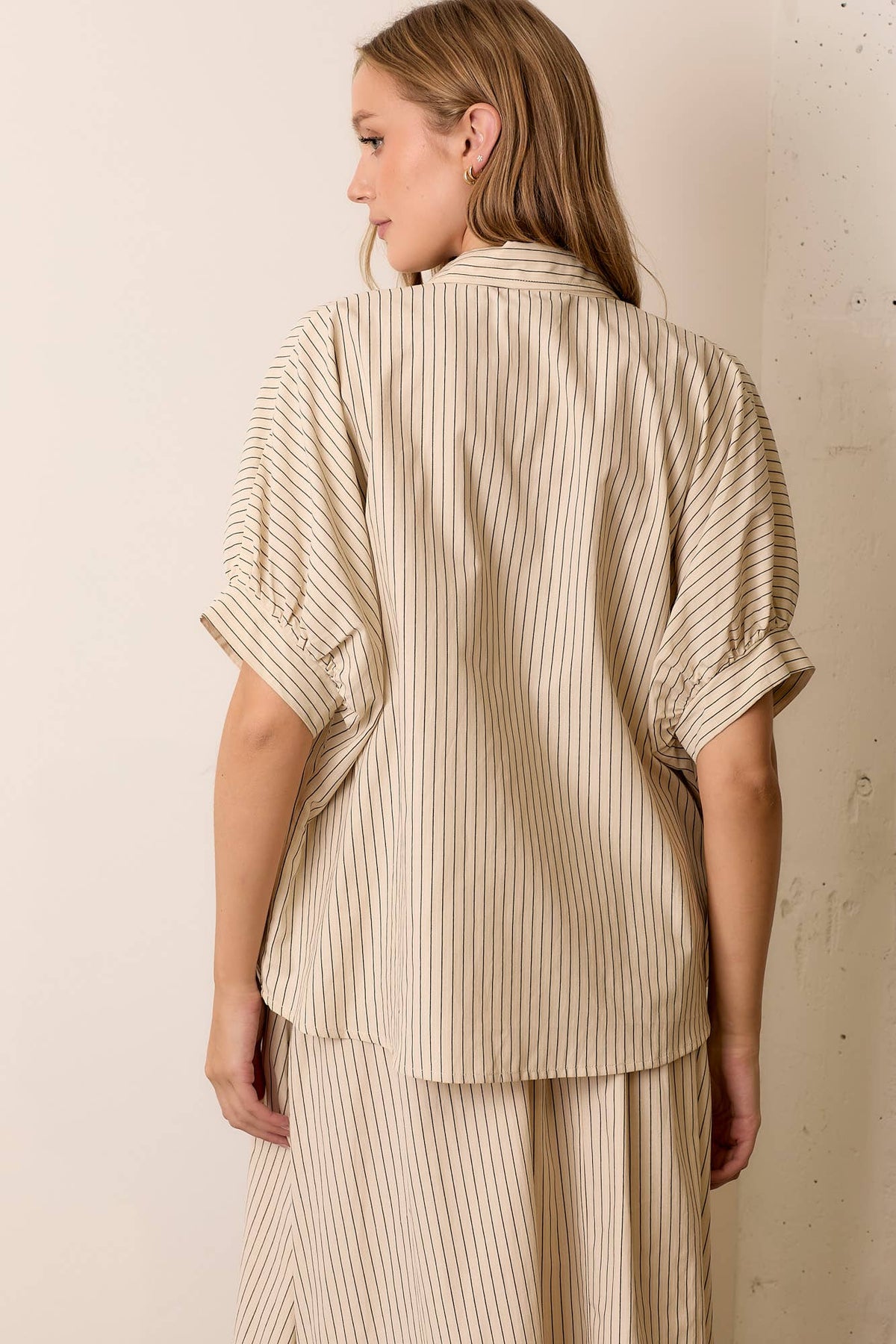 STRIPE BUTTON UP SHIRT