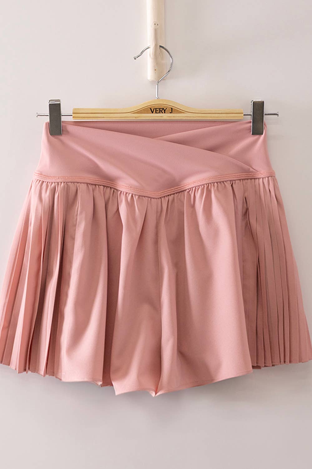 Side Pleated Detail Activewear Shorts