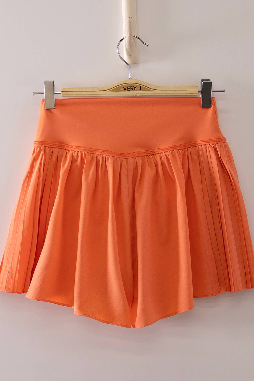Side Pleated Detail Activewear Shorts