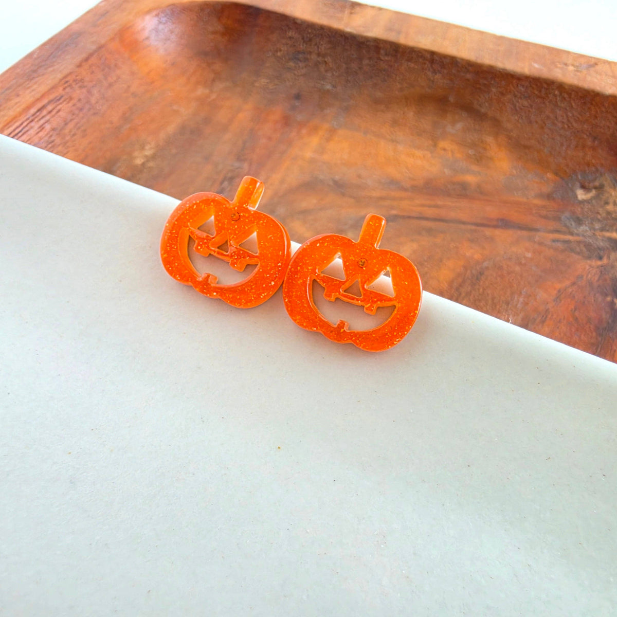 Jack O' Lantern Pumpkin Studs - Orange Glitter // Halloween