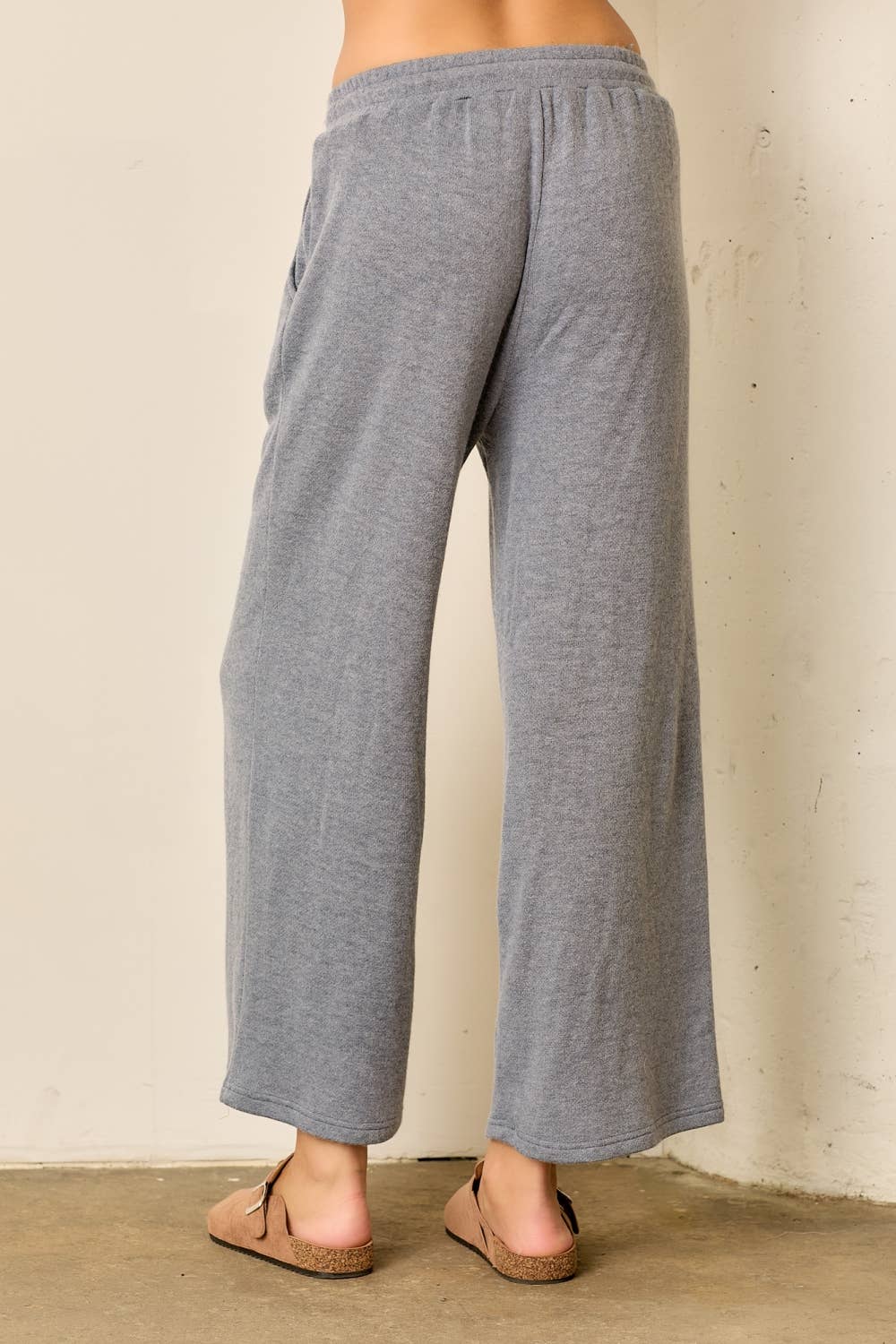 SOFT KNIT ELASTIC WAIST PANT