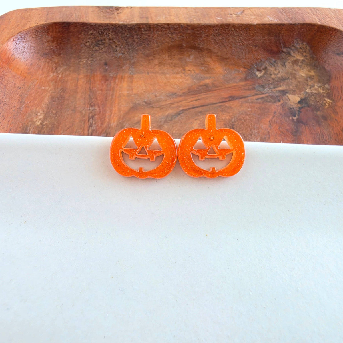 Jack O' Lantern Pumpkin Studs - Orange Glitter // Halloween