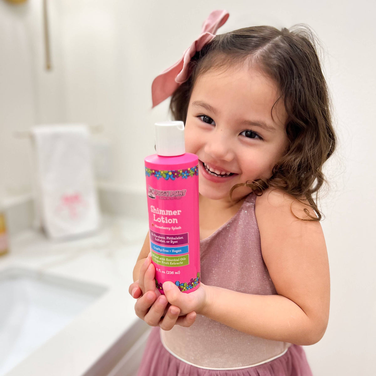 Strawberry Splash Shimmer Lotion