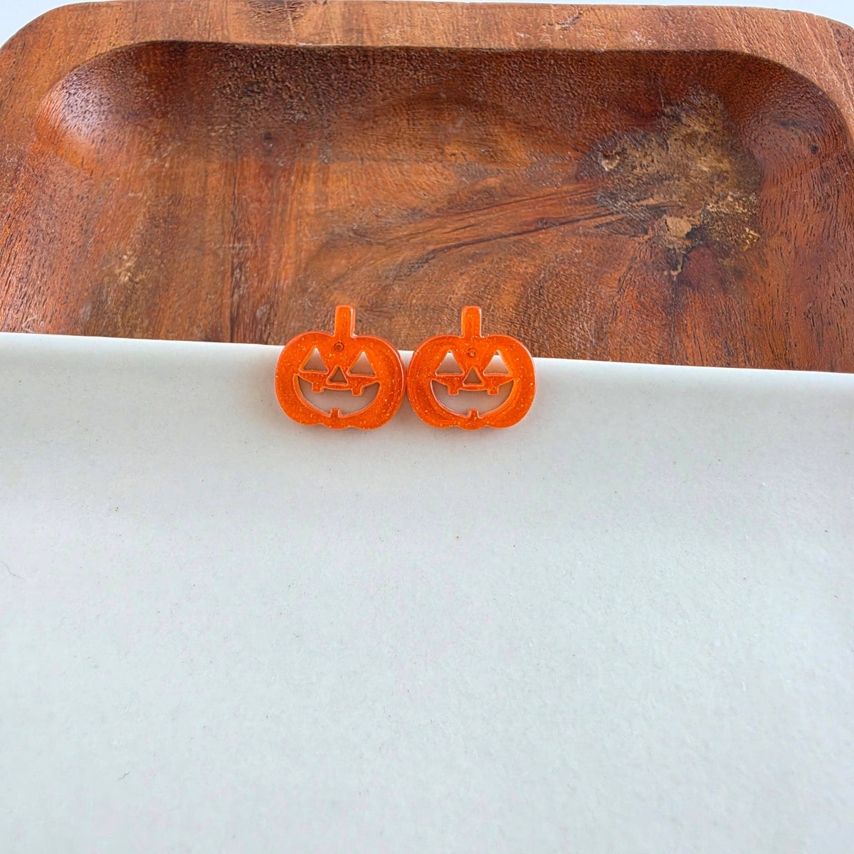 Jack O' Lantern Pumpkin Studs - Orange Glitter // Halloween